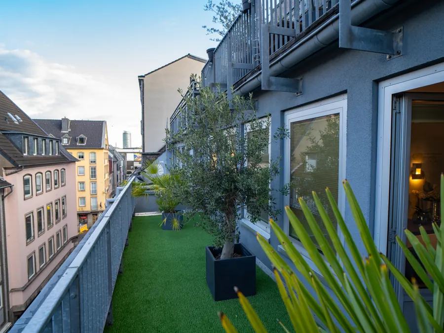 Dachterrasse über der Altstadt